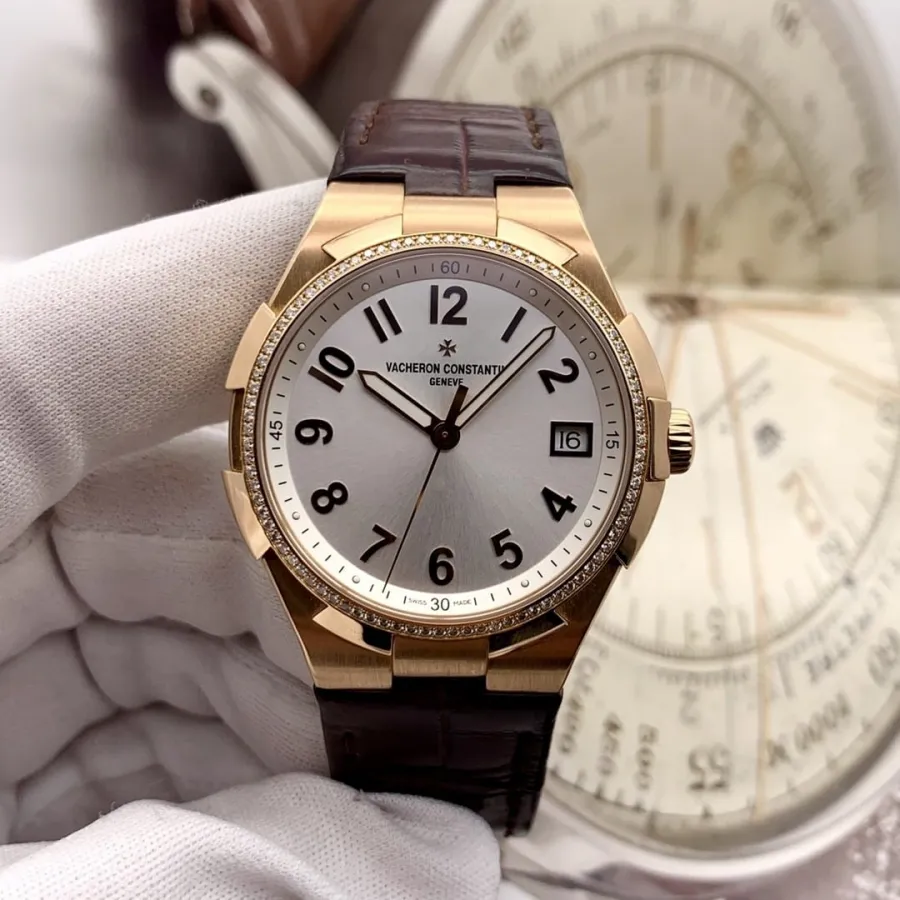 Vacheron Constantin perfect Overseas series 47560/000R-9672 watch front view