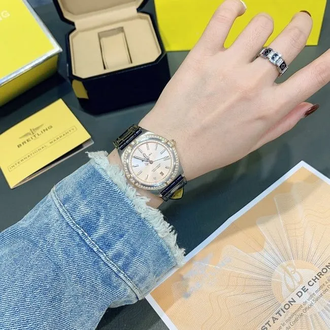 top-tier replicaBreitlinghigh-quality ladies gold plate black belt full automatic movement Nanhai capsule series leather strap watch front view
