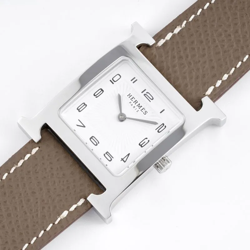 Hermès ladies' watchtop-tier replicaHeureH series quartz square fashion watch dark gray braceletwhite dial side view