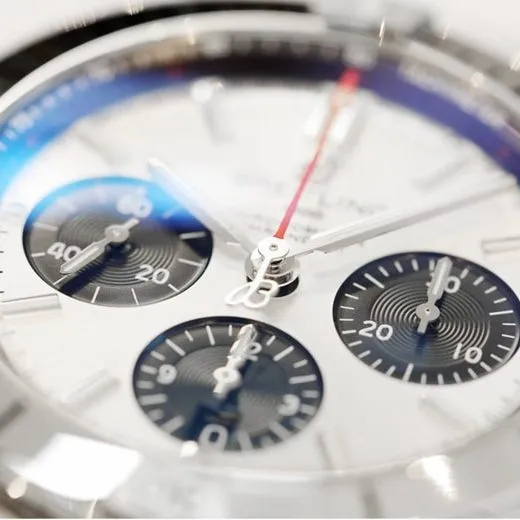 GF Factorytop-tier watch Breitling men's white dialsteel bracelet mechanical watch detail shots