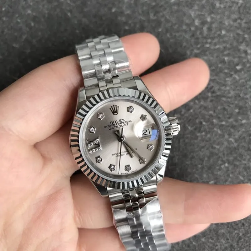 High-quality Rolex Datejust watch for women, 28mm, mechanical movement, 'tiger tooth' bezel, grey dial, buckle, photo