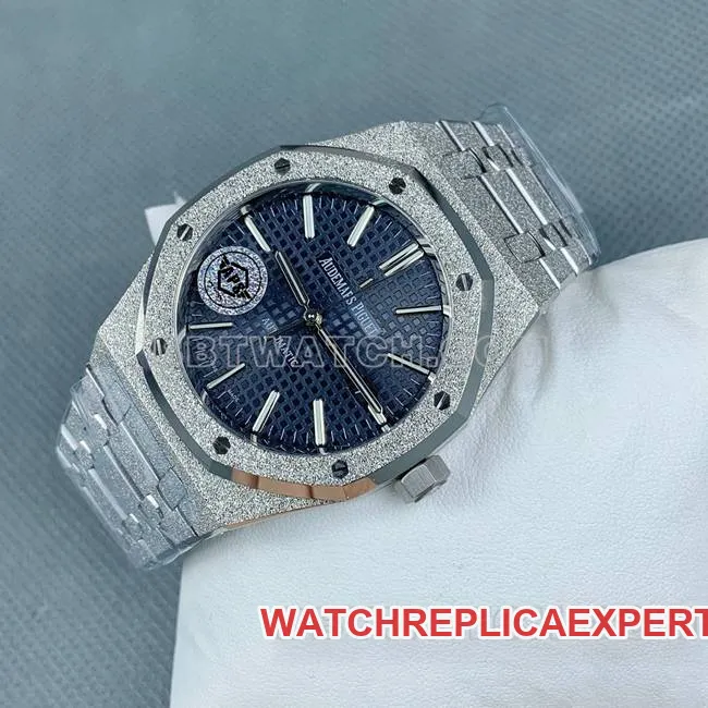 1:1replica watch Royal OakAPS factory Audemars Piguetblue dial frost gold 15410side live photo
