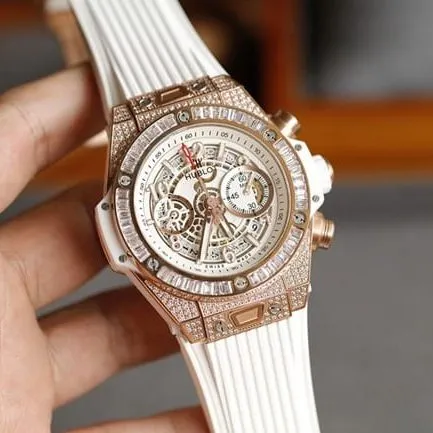 top-tier watch HublotBIG BANG series 411.NM.1170.RXrose gold color case jewelry watch side view