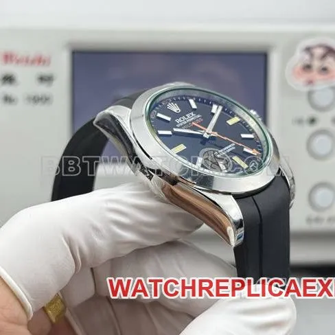 collectible watch magnetic type VS FactoryRolexblack dial green glass side live photo