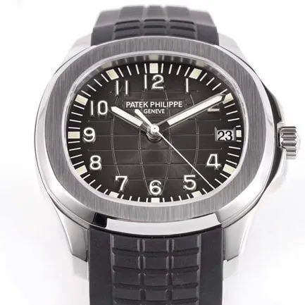 ZF FactoryPatek Philippetop-tier replicahigh-quality watch men's black dialrubber strap submarine explorer series mechanical watch side view