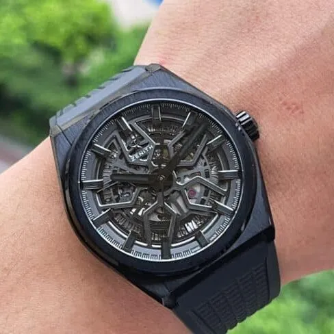 Big factory high-quality replicaLF Zenith black dialDEFY series new upgraded version men's watch front view