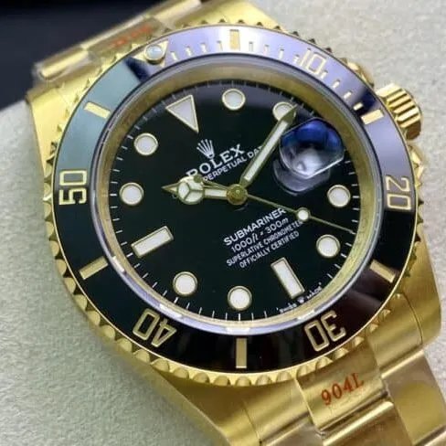 VS Factorytop-tier replicaRolex all gold Black Submariner men's mechanical watch 41mm new shell type genuine mold opening front view