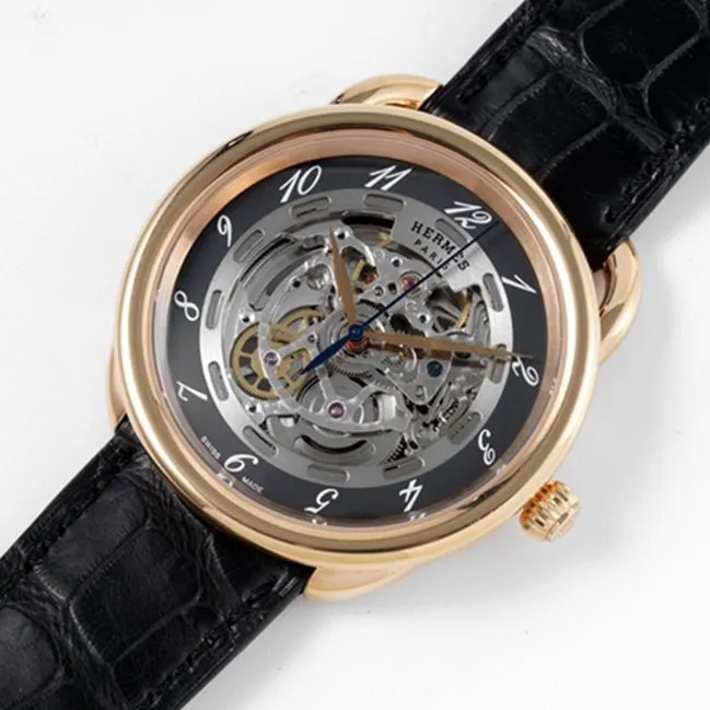 top-tier watch Hermès men's gray plate black belt automatic movementleather strap watch side view