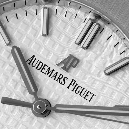 8F factory Audemars Piguet watch women's white dialsteel braceletautomatic movement watch 34mm Royal Oak series watch detail shots