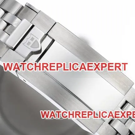 collectible watch ZF Factory Black Bay Tudor dark red dial steel braceletside live photo