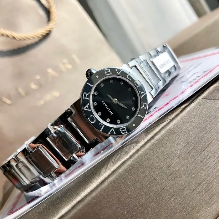 top-tier watch Bvlgari women's black dialsteel bracelet fashion quartz watch side view