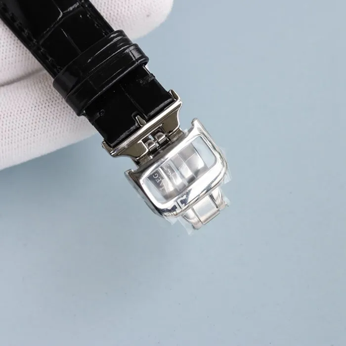 top-tier watch Jaeger-LeCoultre men's white dial master series fully automatic movementleather strap watch detail shots