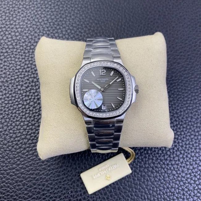 PF factory top-tier replicaPatek Philippe7018 sports elegant series women's Nautilus watch side view