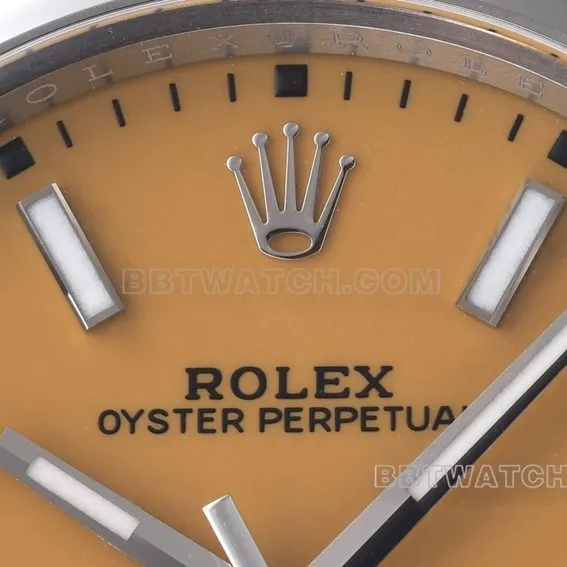 Factory C Rolex Oyster Perpetual super clone41mm yellow plate m124300-0004front live photo