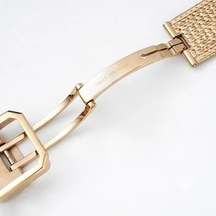 top-tier replicaChanel women's gray plate gold band BOY·FRIEND series quartz watch side view