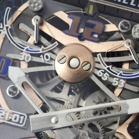 top-tier super cloneRichard Millerose gold creates a real wrist aircraft RM 21-01 aerodynamic tourbillon watch detail shots