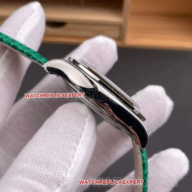 1:1replica watch PPM factory DaytonaRolex green mother-of-pearl disc 4130 mechanical front live photo