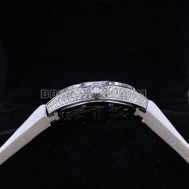 watch VCA factory Graf sapphire crystaldiamond33mmquartz movementcaseback live photo