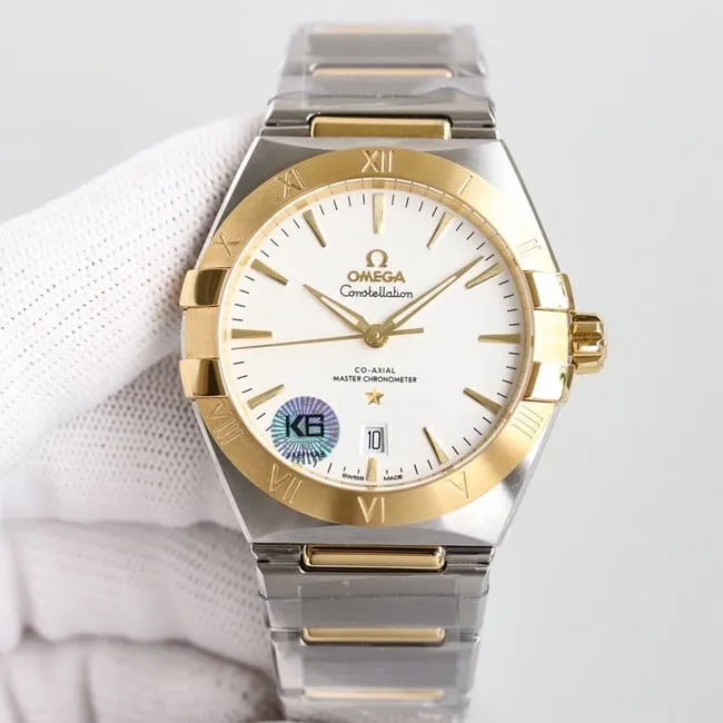 top-tier replicaOmega fifth generation constellation series white dial gold and silver steel bracelet men's watch front view