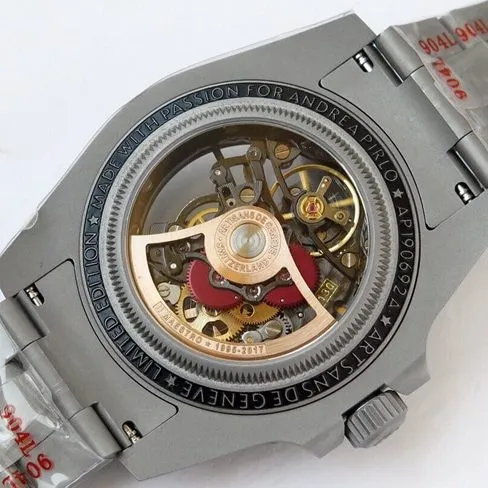 top-tier replicasuper watch Rolex fully hollow Submariner series men's steel bracelet mechanical watch side view
