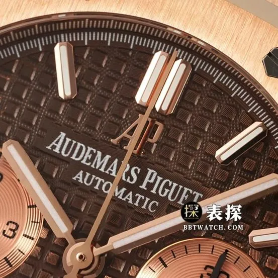 IPFRoyal OakAudemars Piguet1:1replica watch brown panda plate steel bracelet model 26331OR.OO.1220OR.02side live photo