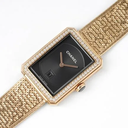 top-tier replicaChanel women's black dial gold steel braceletBOY·FRIEND series quartz watch clasp picture