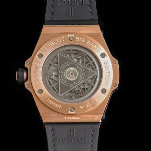 top-tier watch Hublot series tattoo OEM1:1 molded rose goldblack dial full diamond men's mechanical watch side view