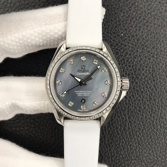 3S factory top-tier replicaOmega women's black dialrubber strapautomatic movement watch side view