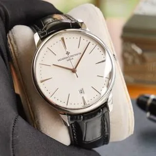 Vacheron Constantinreplica's best model Zonghengsihai series 49020/000W-9656 watch front view
