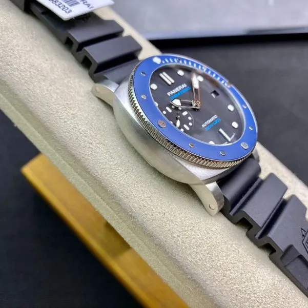 Paneraitop-tier watch Little Blue Ghost PAM1209 series men's mechanical deep blue watch back cover picture