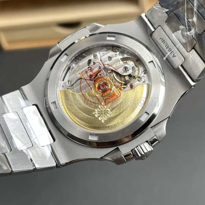 Patek Philippe collectible watch DDF factory Nautilus40mmgreen dial330movementsteel bracelet model clasplive photos