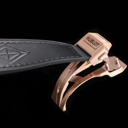 WWF factory top-tier watch Aerospace BigBang series rose gold circle diamond black bottom men's tattoo watch detail shots