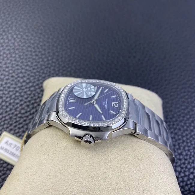 PF factory top-tier replicaPatek Philippe 7018 sports elegant series women's Nautilus front view