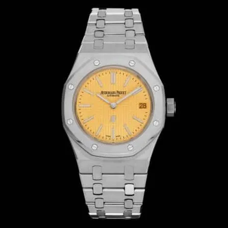 top-tier watch Audemars PiguetRoyal Oak15202 two-hand mechanical movement white steel yellow bottom men's watch front view side view