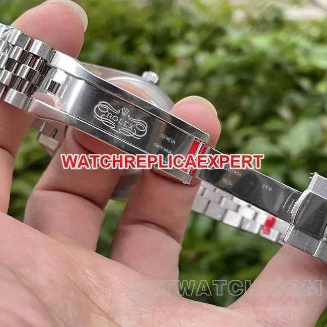 collectible watch log ERF factory Rolexgreen dial3235 mechanical 41mmcaseback live photo