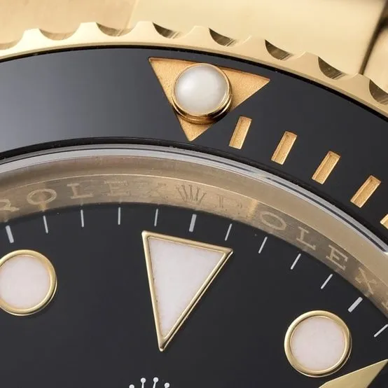 C factory SubmarinerRolex1:1replica watch black dial18kyellow goldsteel bracelet model m126618ln-0002side live photo