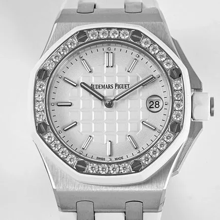 top-tier watch Audemars Piguet women's white dialrubber strapquartzRoyal Oak off series 37mm watch back cover picture