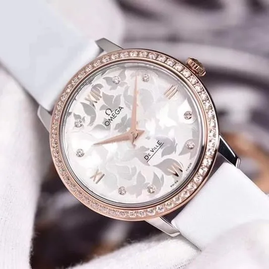 super cloneOmega women's De Ville series watch butterfly dance 32.7mm diamond white dial front view