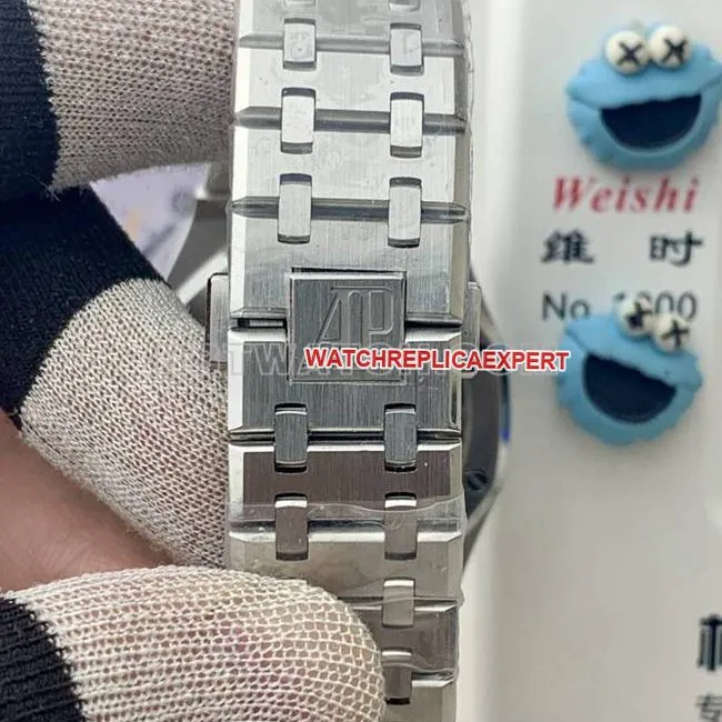 Watch Royal OakBLS Factory Audemars Piguet Purple Disc Mechanical 26420front live photo