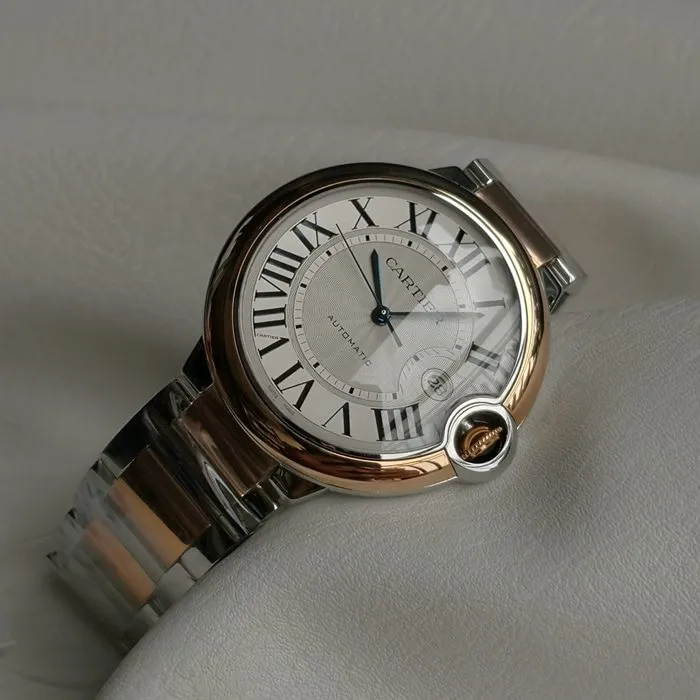 top-tier watch Cartier men's white dial blue balloon series steel bracelet watch side view