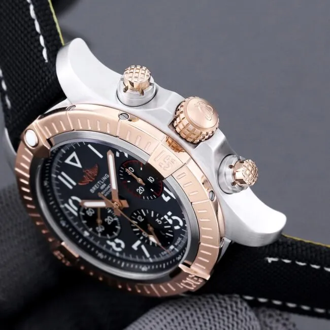 top-tier replicatwBreitling Avengers B01chronograph men's watch lume chart