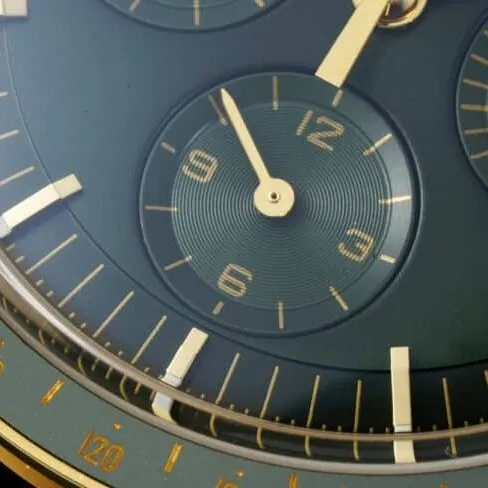top-tiersuper cloneRM2022 legendary space watch yellow dial Omega Speedmaster series moon watch side view