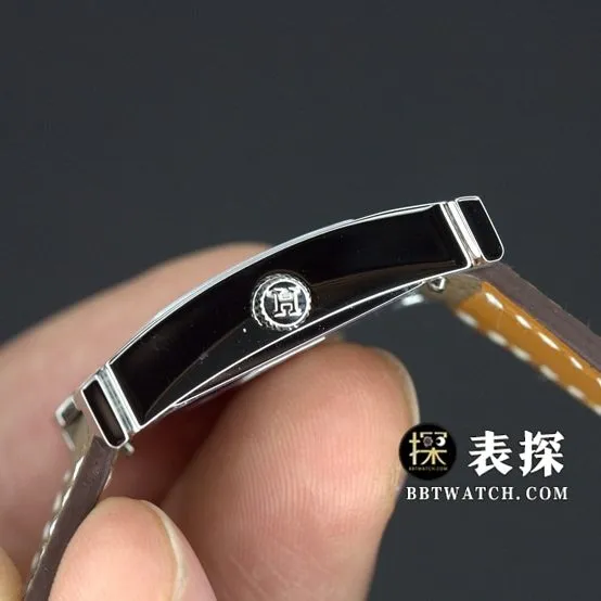 BV ladies Hermès 1:1replica watch white dialleather strap model W036709WW00detail shots