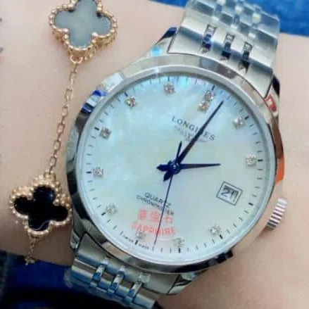Longines Pioneer Couple Watches: Styles