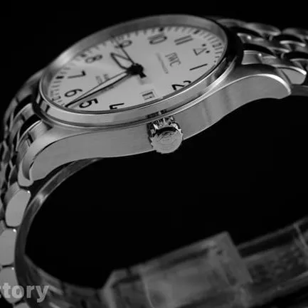 V7 Factory Top collectibles IWC collectible watches Men's White Dial Steel Band Pilot XVIII Series Round Dial Mechanical Watches Front View