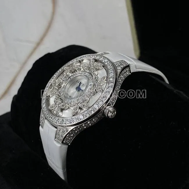 collectible watch Graf VCA factory sapphire crystaldiamond33mmquartz movementclasplive photos