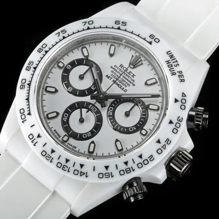 TW factory top-tier replicaRolexsuper men's white dialrubber strapDaytona series full automatic movement watch side view