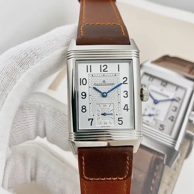 Jaeger-LeCoultretop-tier watch flip series manual winding white dial brown belt watch front view