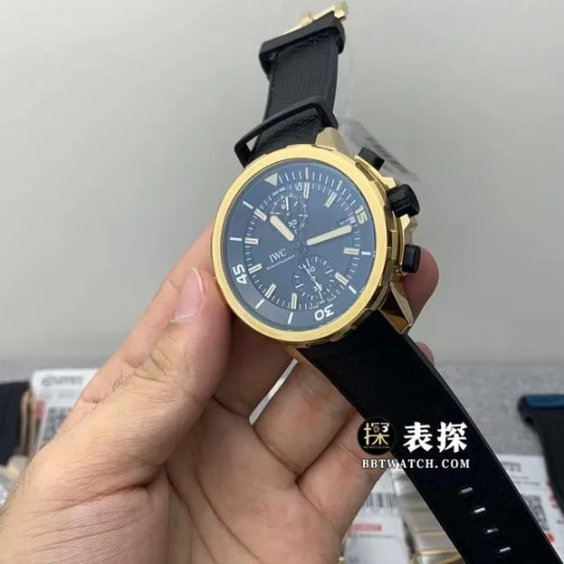 V6 factory IWC watch men's marine timepiece IW379503 black panda dial rubber model picture and price front live photo
