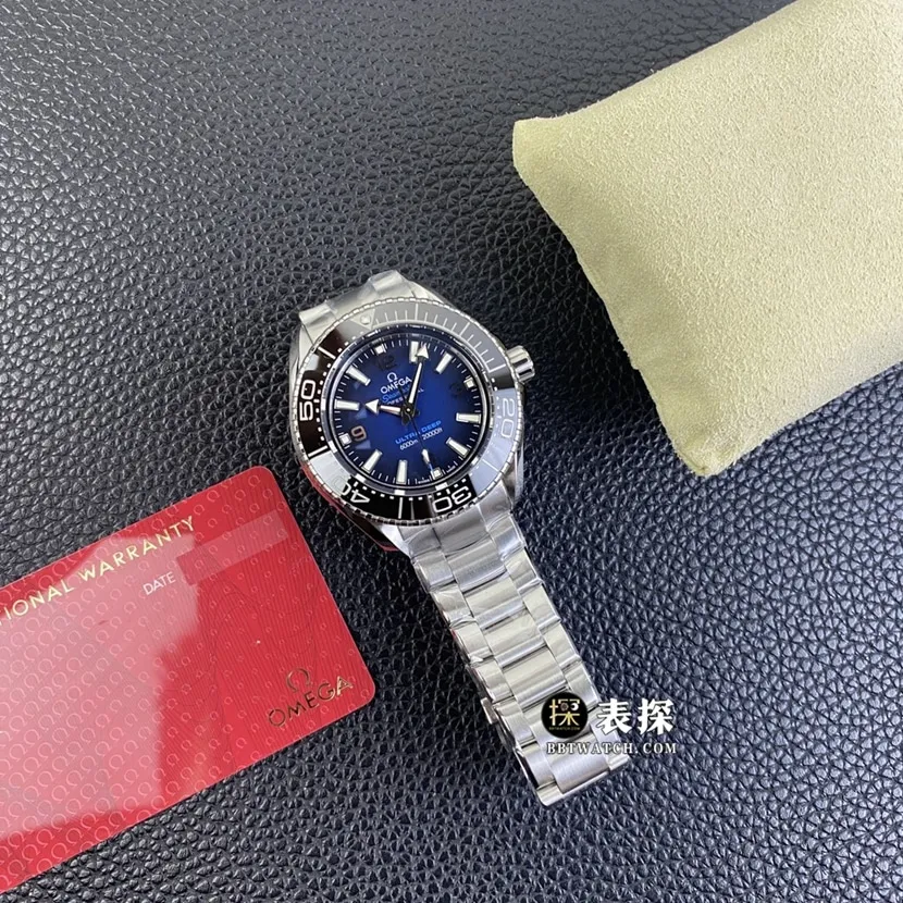 SBF factory OmegaSeamastersuper watch men's blue and black gradient steel bracelet model pictures and prices caseback live photo